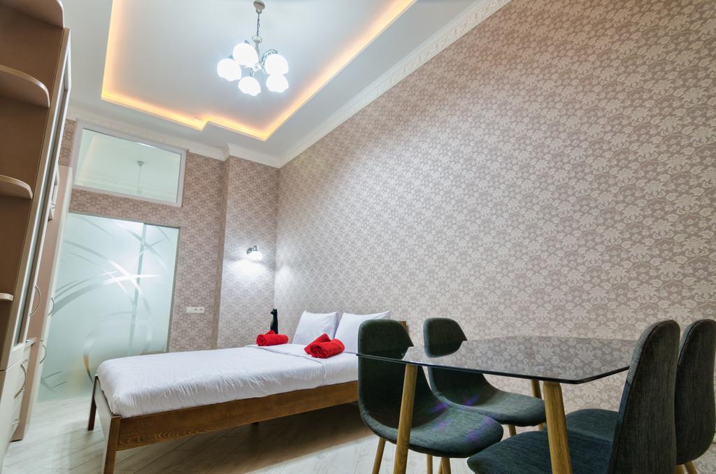 Alfa Apartments Krakivska 17 Львов Экстерьер фото